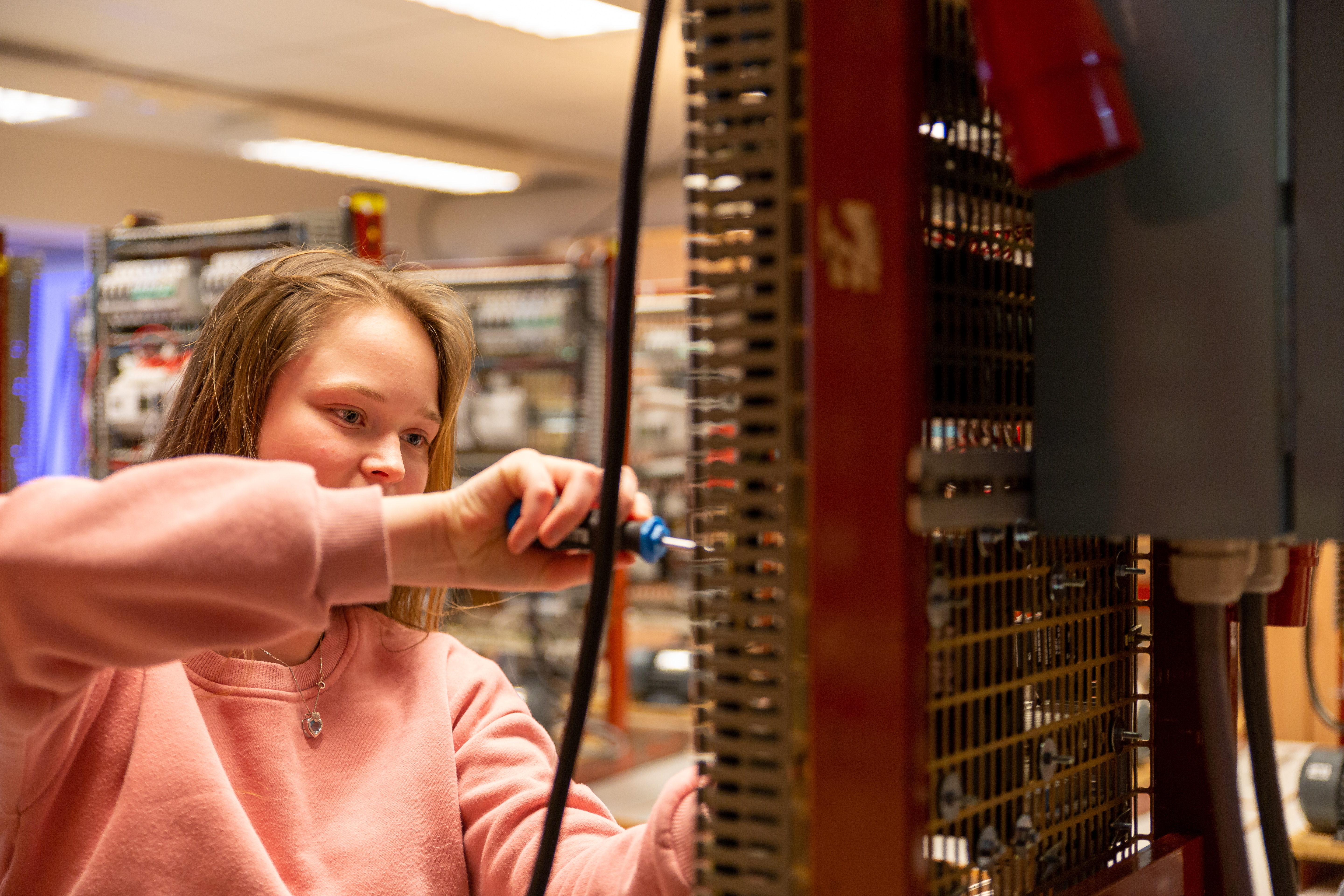 Elektro og datateknologi